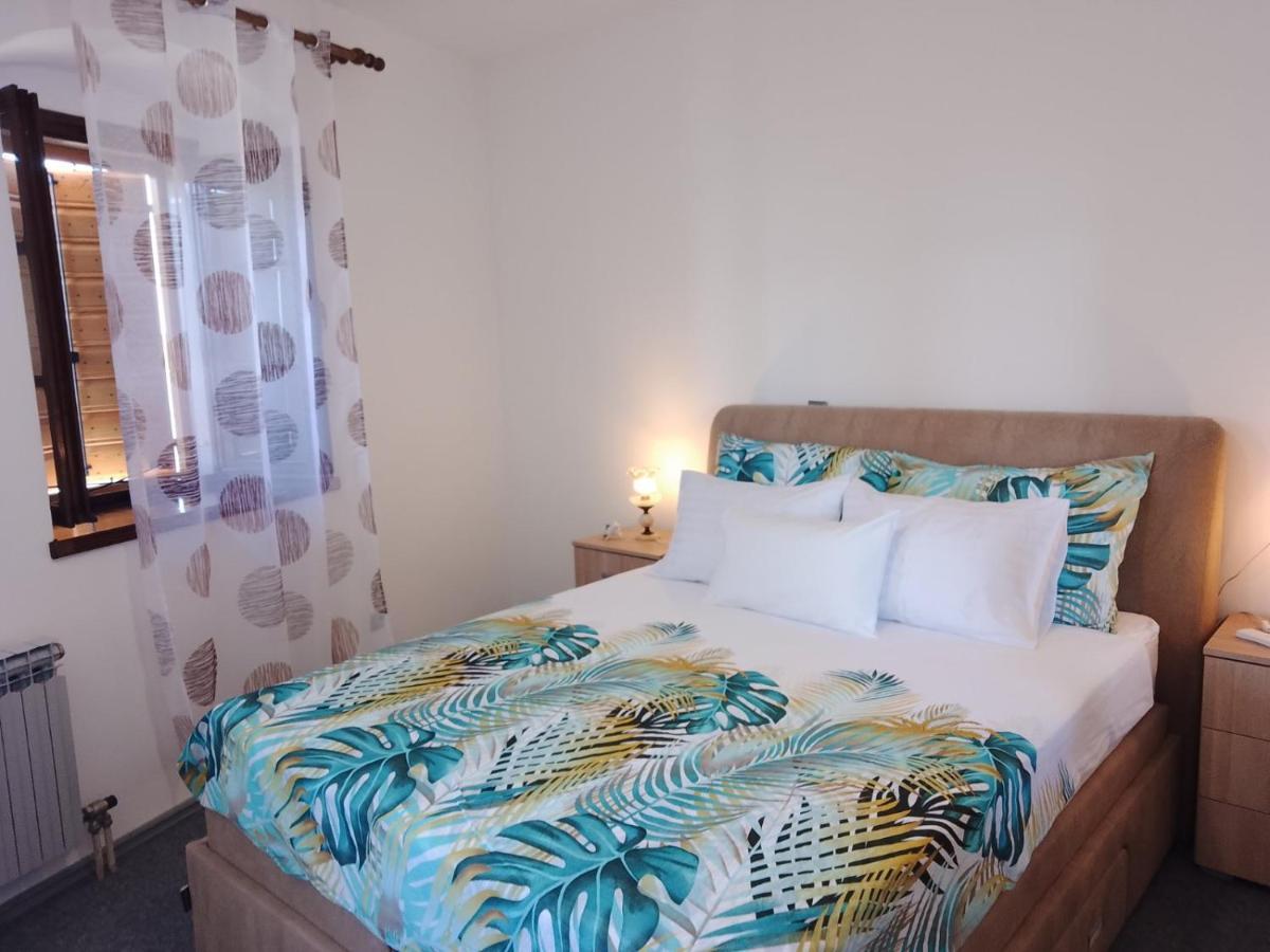 Apartman Plava Riba Шибеник Экстерьер фото