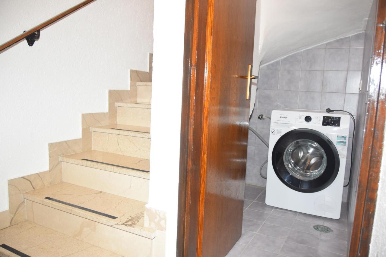 Apartman Plava Riba Шибеник Экстерьер фото